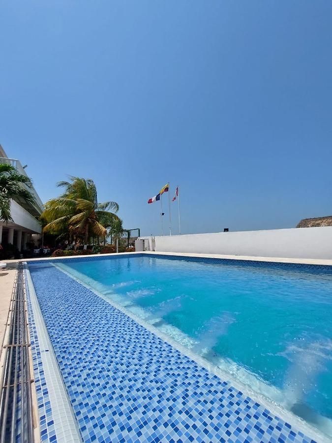 Hotel 3 Banderas Manzanillo Del Mar