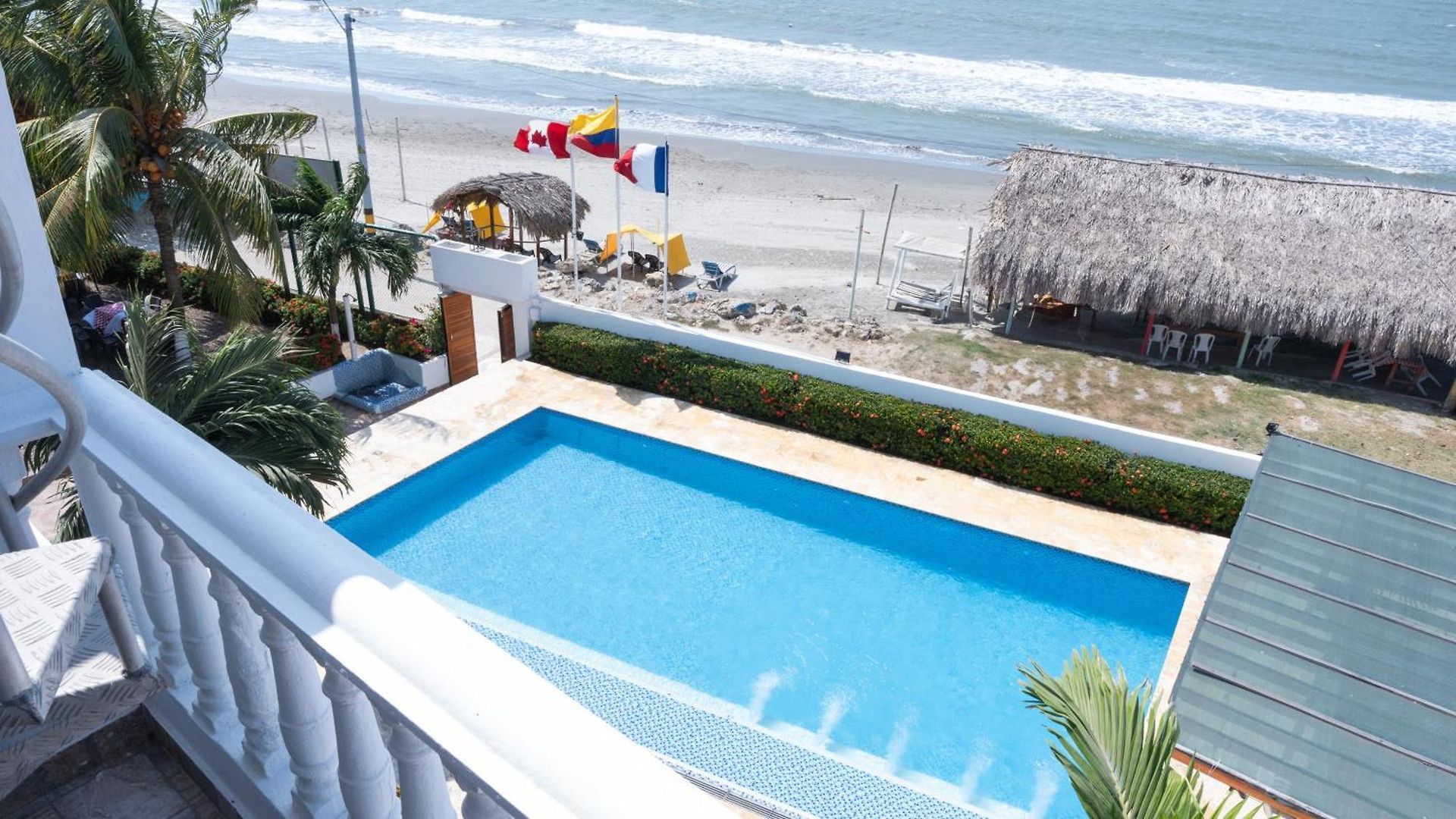 Hotel 3 Banderas Manzanillo Del Mar *