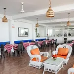 hotel 3 banderas Manzanillo del Mar