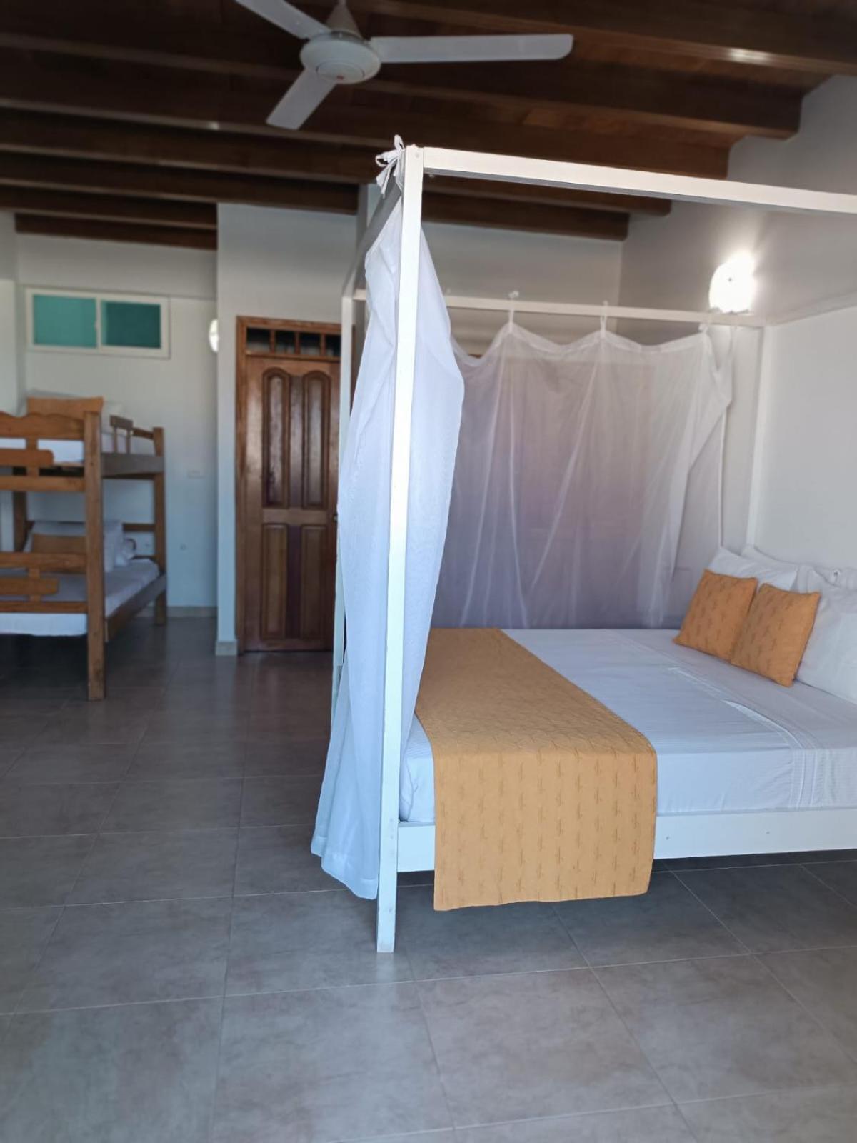 3 Banderas Manzanillo Del Mar Hotel *