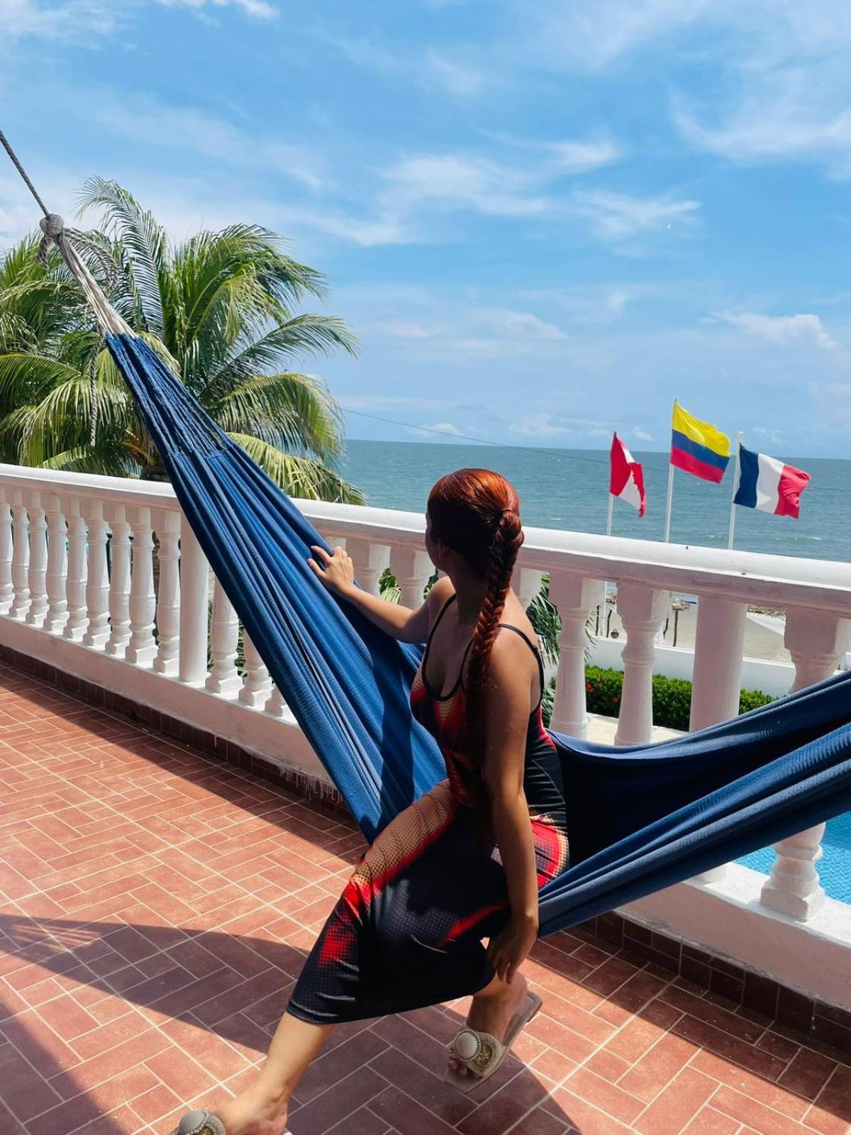 3 Banderas Manzanillo Del Mar