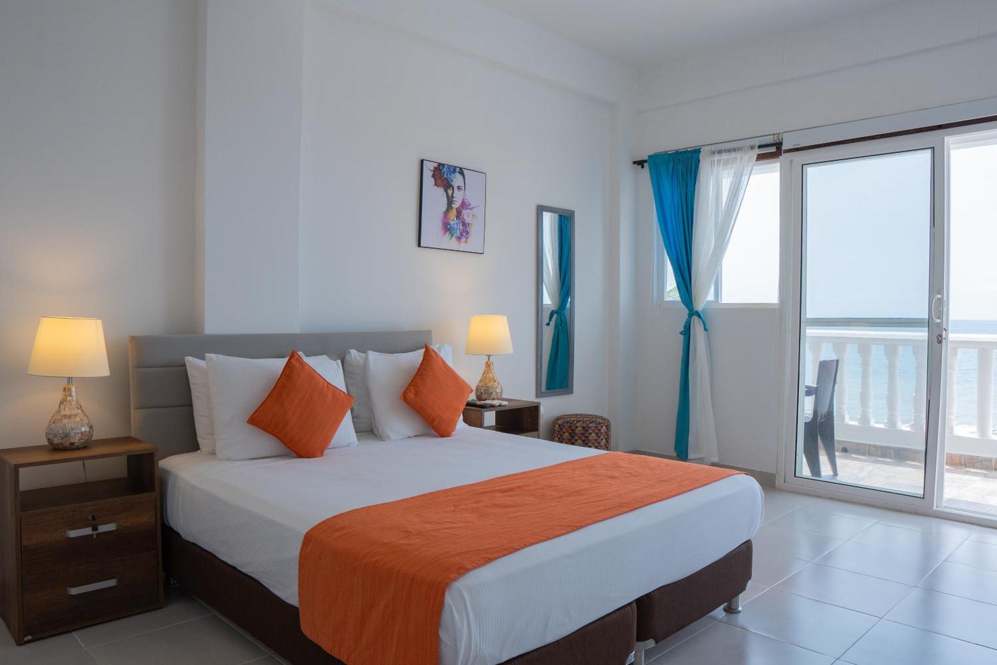 Hotel 3 Banderas Manzanillo Del Mar Cartagena